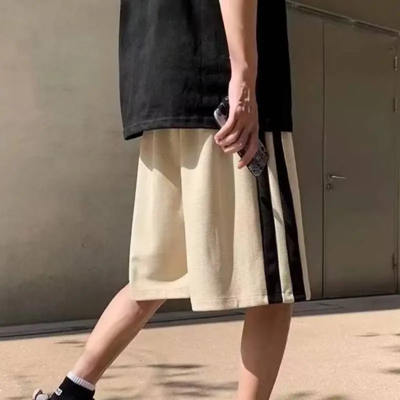 Loose Large Size Casual Shorts-2