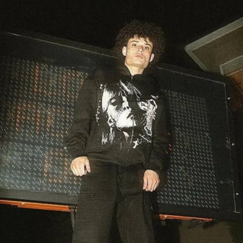 BILL Zipper Hoodie-1