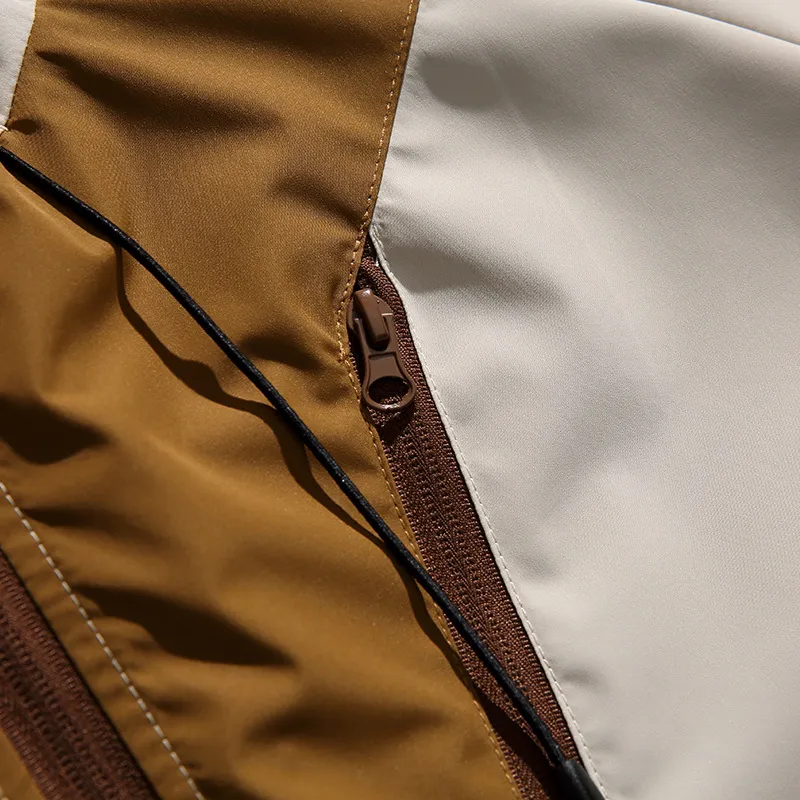 Contrast Stitching Hooded Down Jacket-2