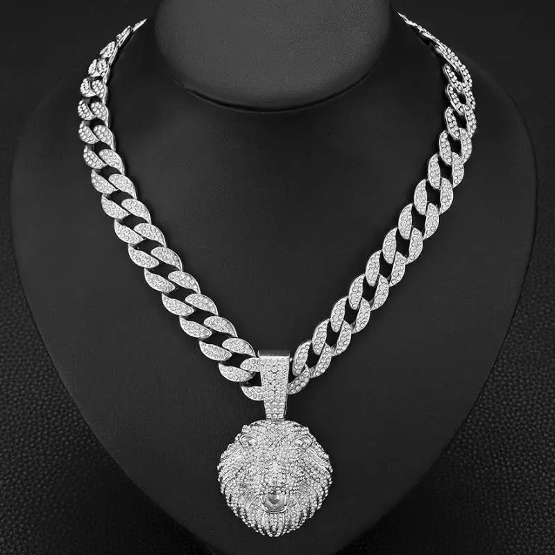 Trendy Alloy Pendant Necklace-1