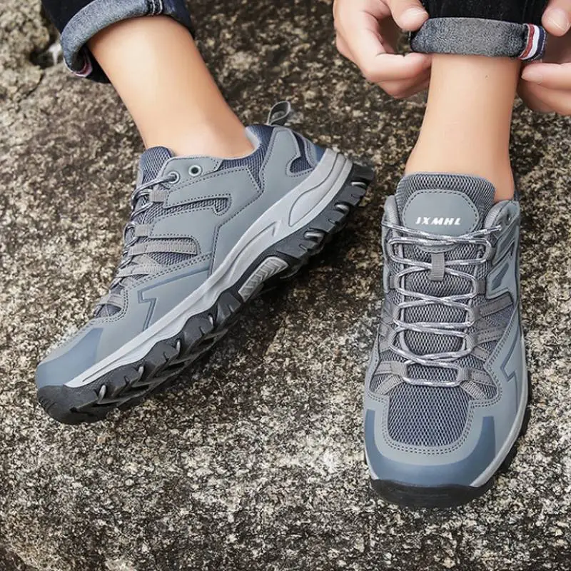 Large Size Hiking Shoes-5