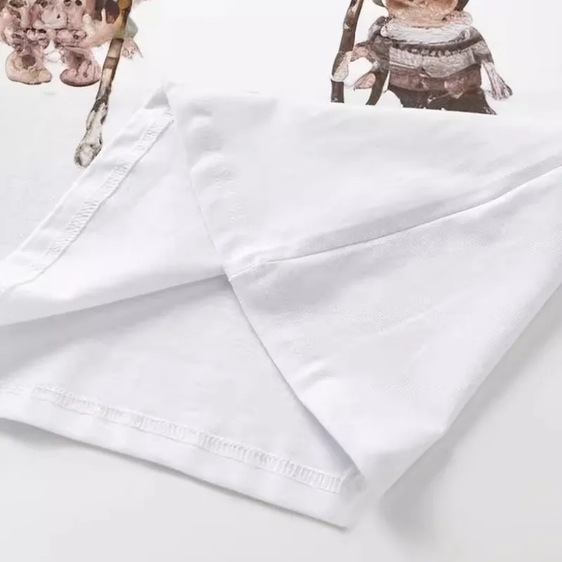 Gothic Lion Print Short Sleeved T Shirt-2
