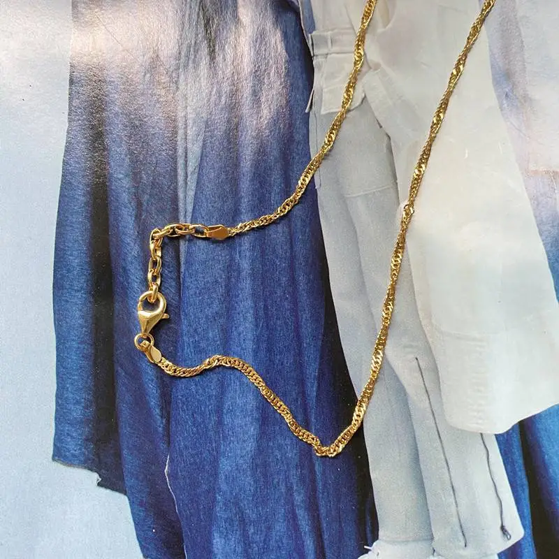 Matte Simple Pendant Necklace-3
