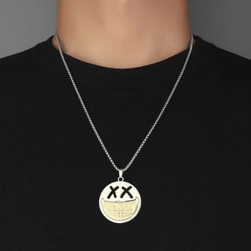 Smiley Face Pendant Necklace-1