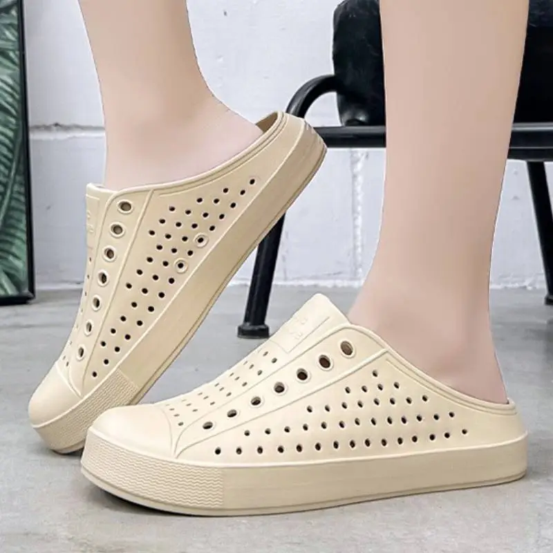 Trendy Hollow Soft Bottom Sandals-1