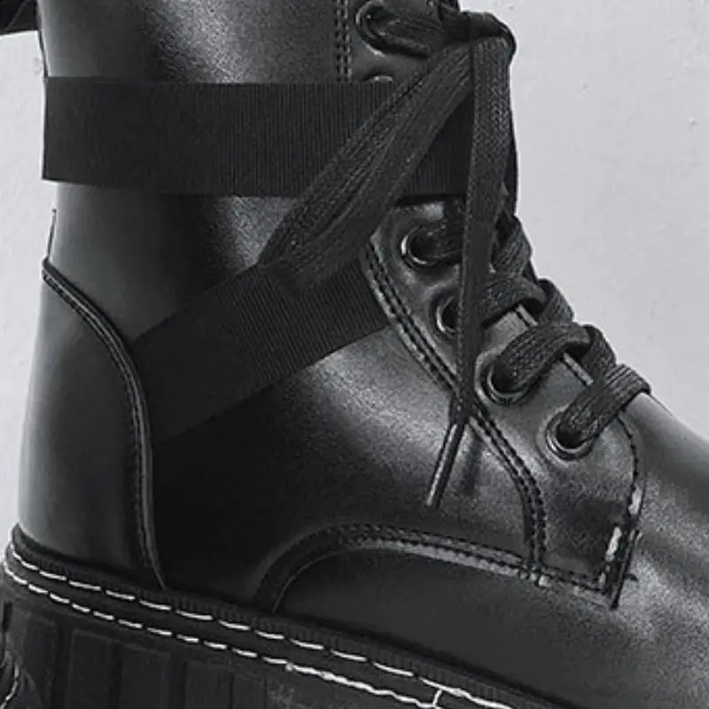 Fashionable Martin Boot-7