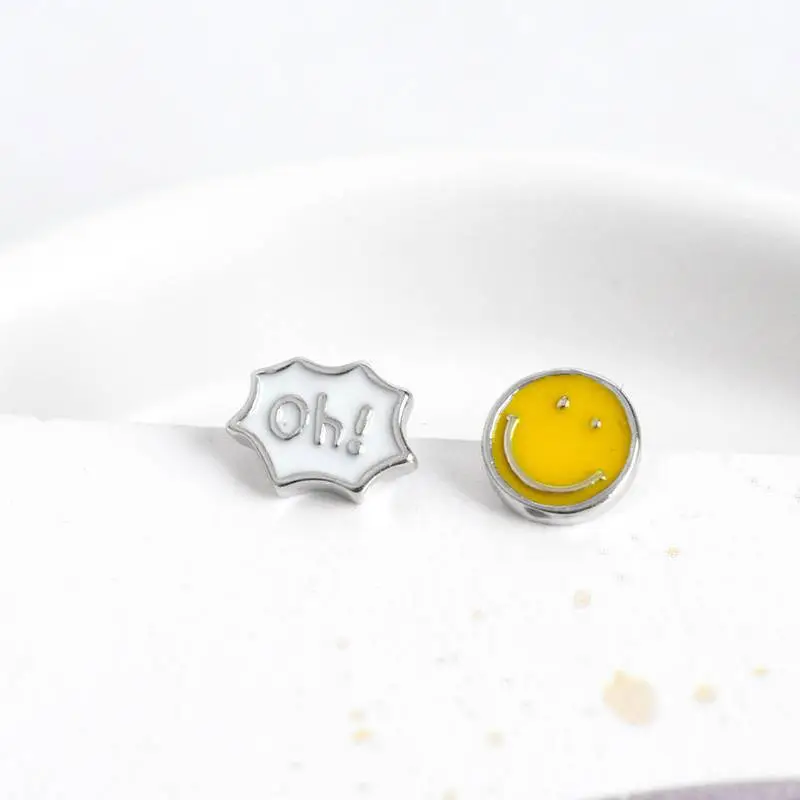 Minimalist Smiley Face Earrings-3