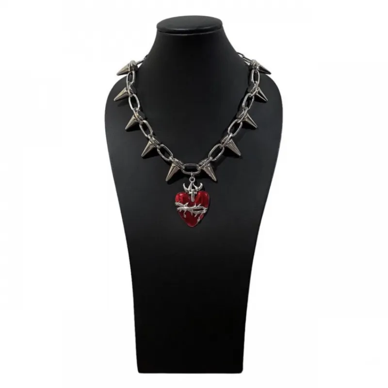 Dark Style Red Heart Necklace-2