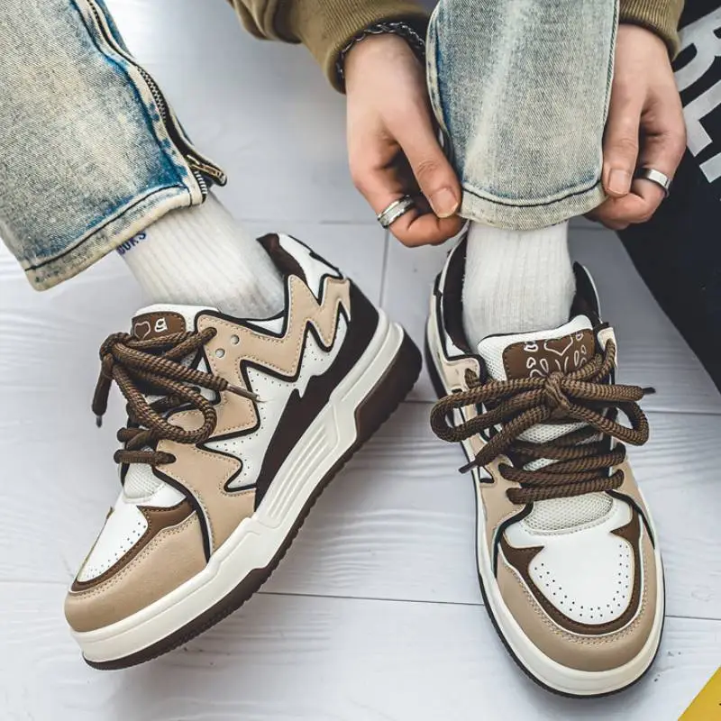 Black and White Casual Sports Shoes-1