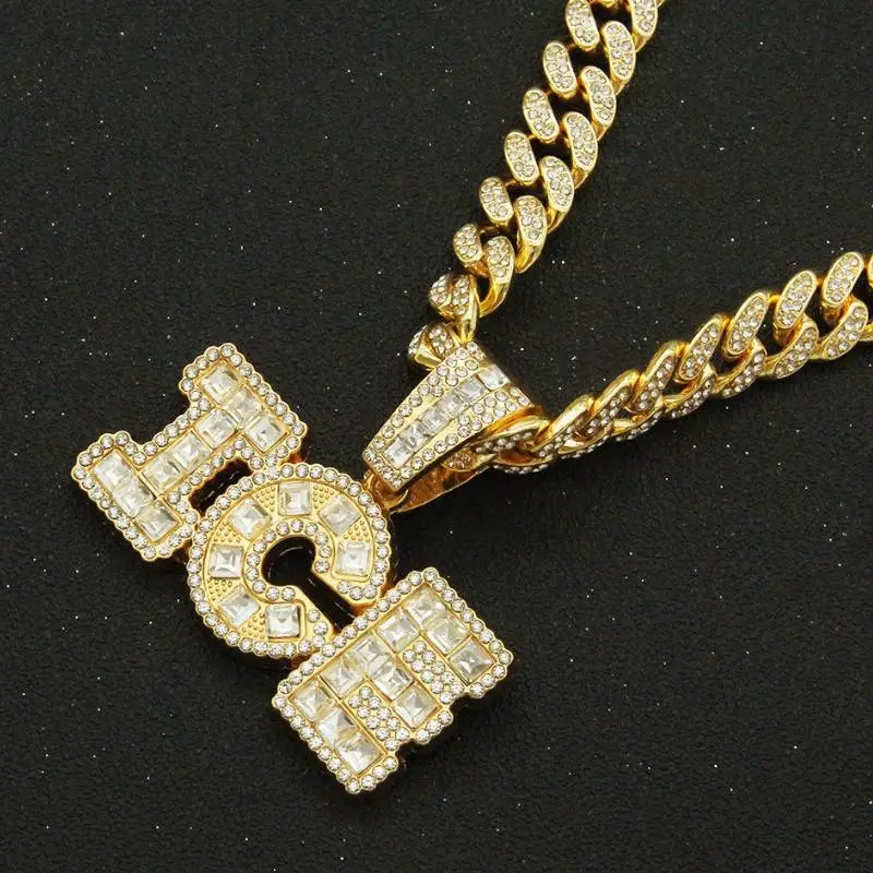 Splicing Diamond Letter Pendant Necklace-1
