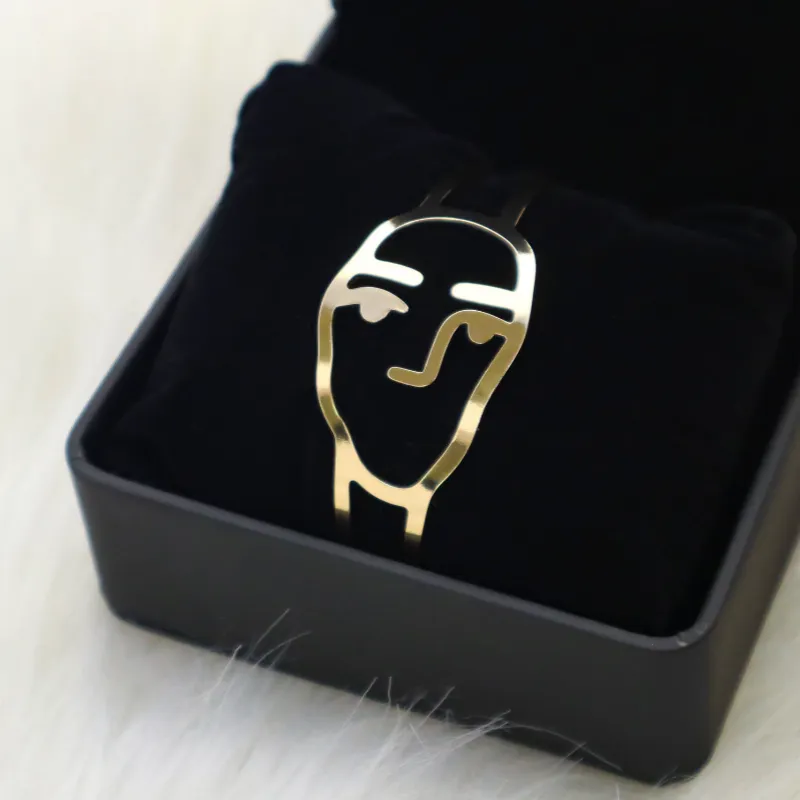 Smiley Face Line Bracelet-3
