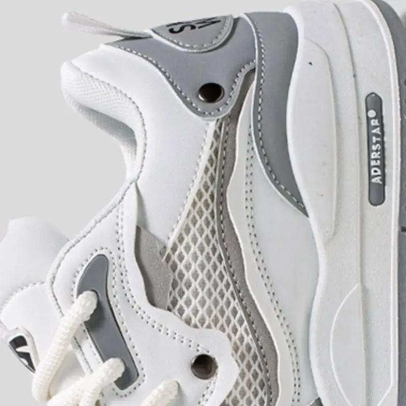 Retro Casual Fashionable Skateboarding Shoes-3