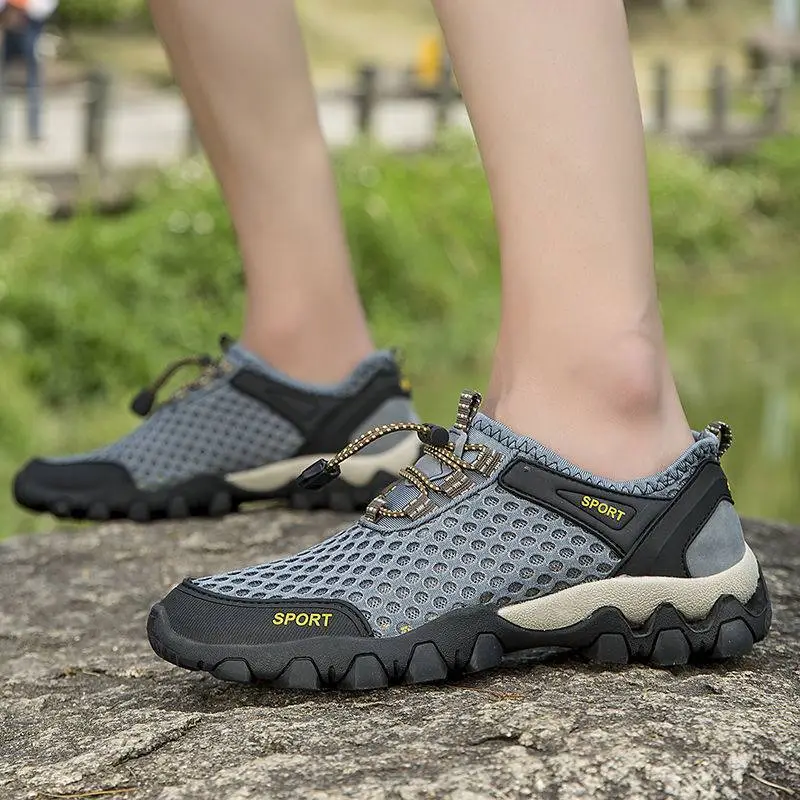 Sporty Lightweight Lifestyle Shoes-7