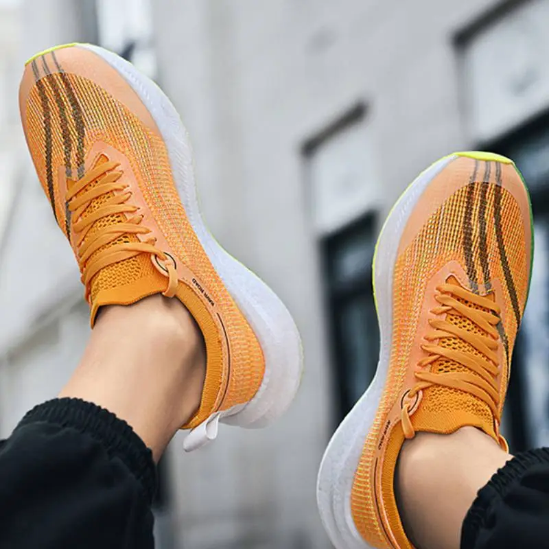 Breathable Mesh Running Shoes-1