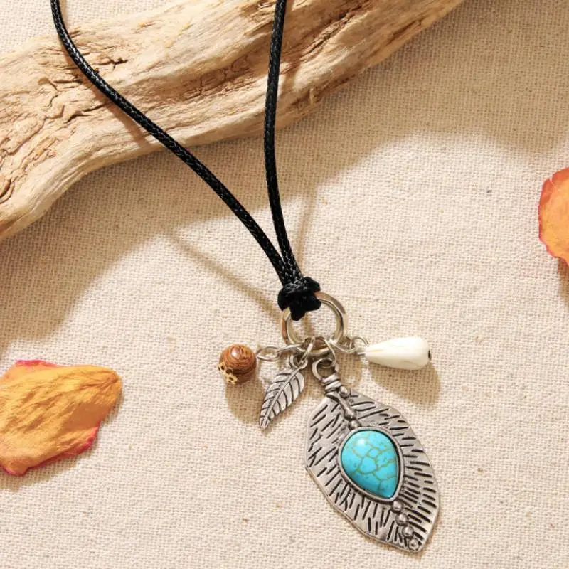 Turquoise Pendant Bohemian Shell Necklace-1