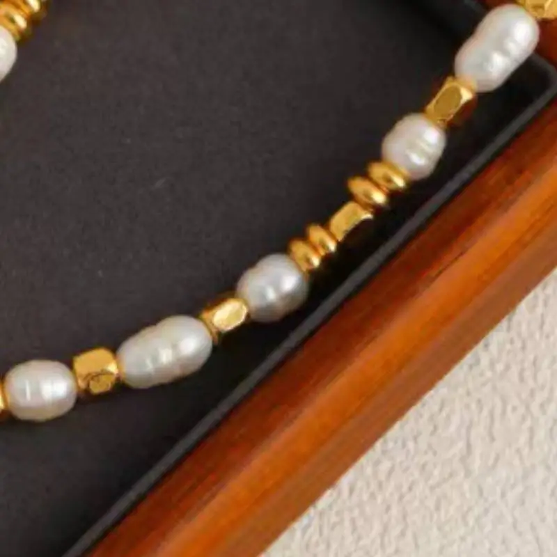 Dopamine Round Coin Necklace-5