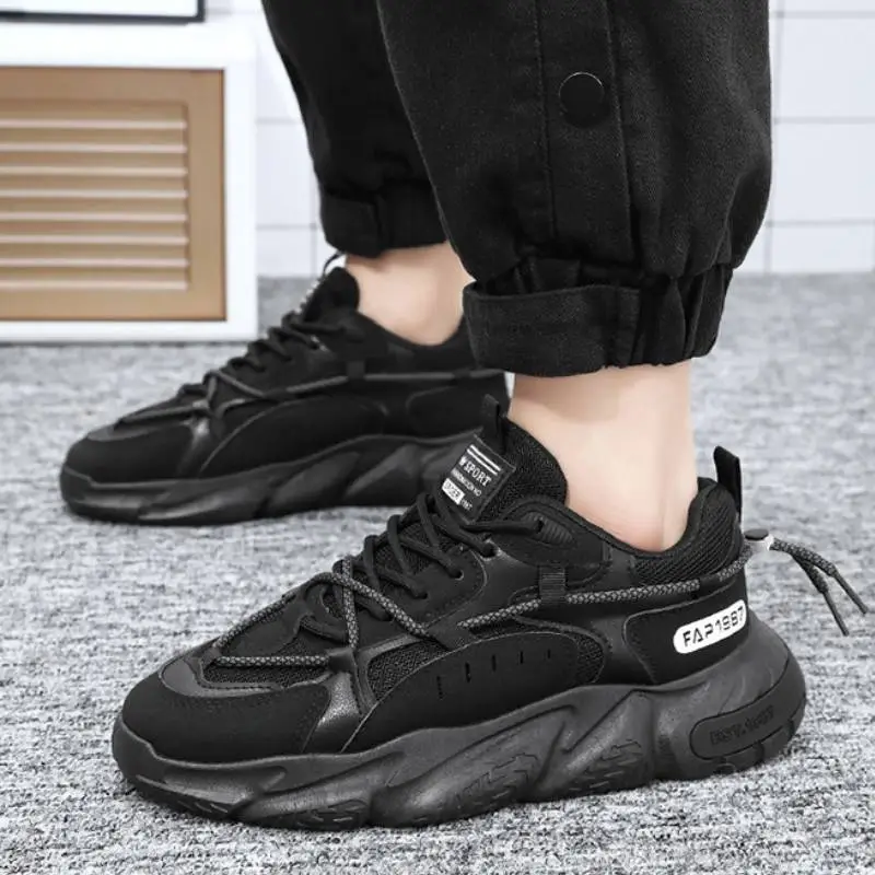 Breathable Mesh Sports Shoes-3