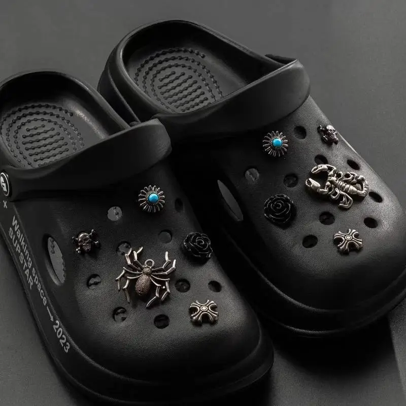 Dark Metal Shoe Accessories-1