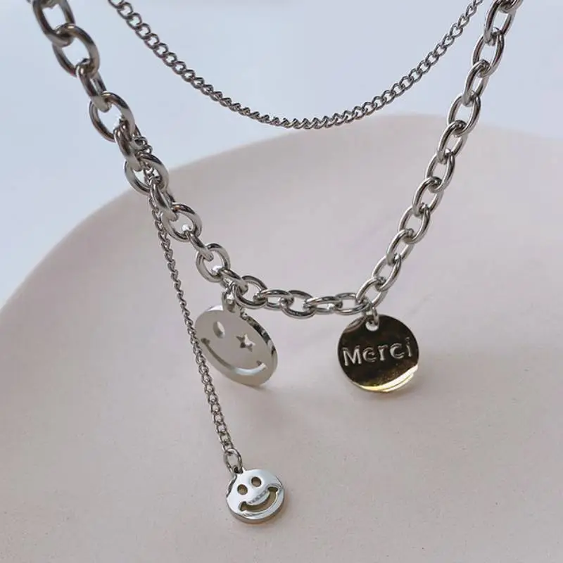Smiley Face Tassel Pendant Necklace-2