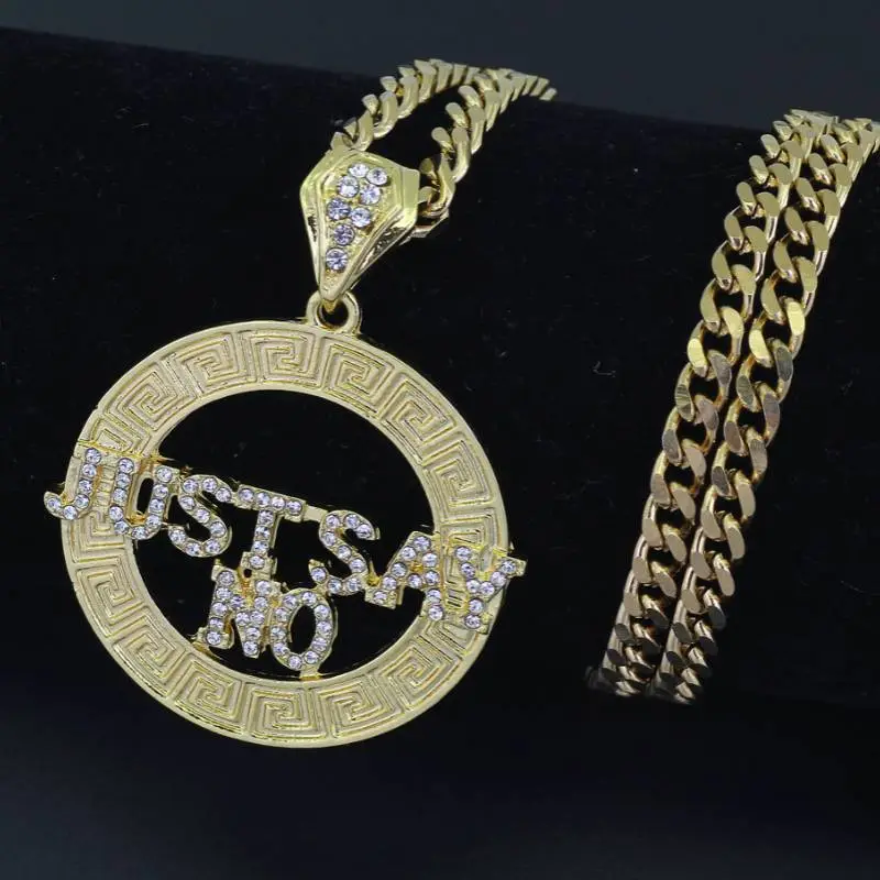 Round Aperture Pendant Necklace-1