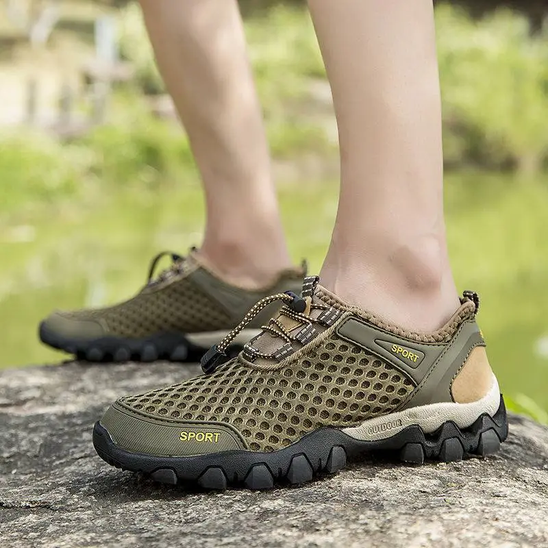 Sporty Lightweight Lifestyle Shoes-10