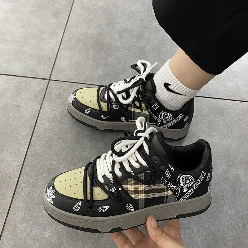 Cashew Flower Sneakers Trendy-2