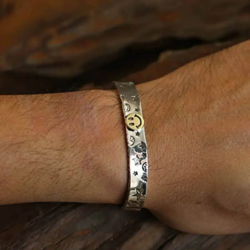 Silver Smiley Face Retro Bracelet-2