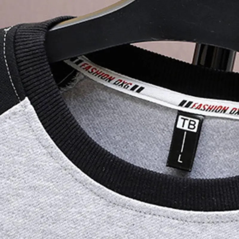 Simple Loose Casual Sportswear-2