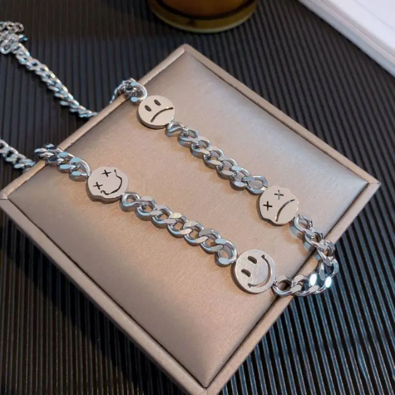 FOUR FACES Emoji Necklace-1