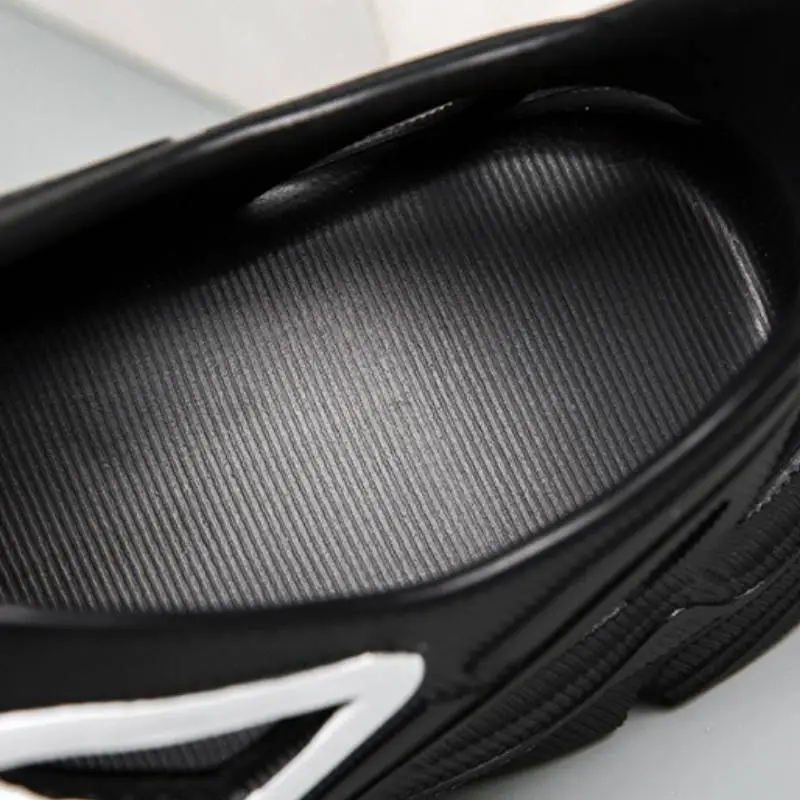 Soft Bottom Breathable Non Slip Sandals-11