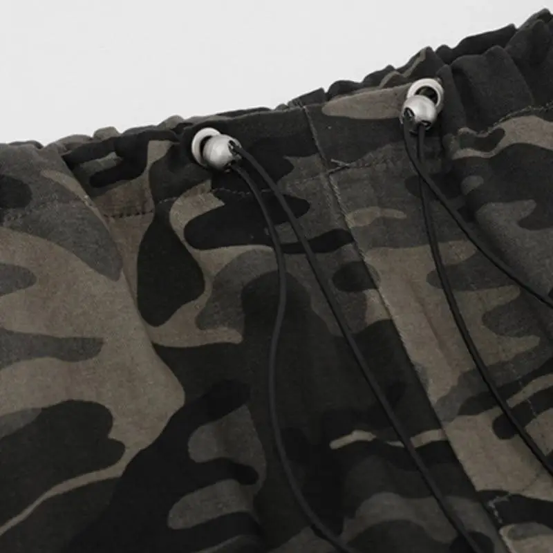 Pleated Loose fitting Camouflage Cargo Pants-7