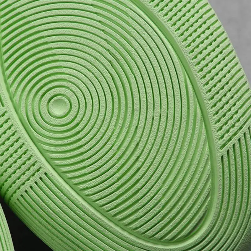 Mesh Breathable Running Shoes-11