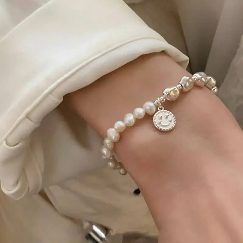 Pearl Smiley Face Pendant Bracelet-1