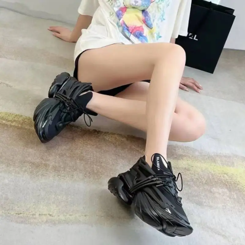 Trendy Shoes Thick Sole Elevated Platform swag OOTD-2