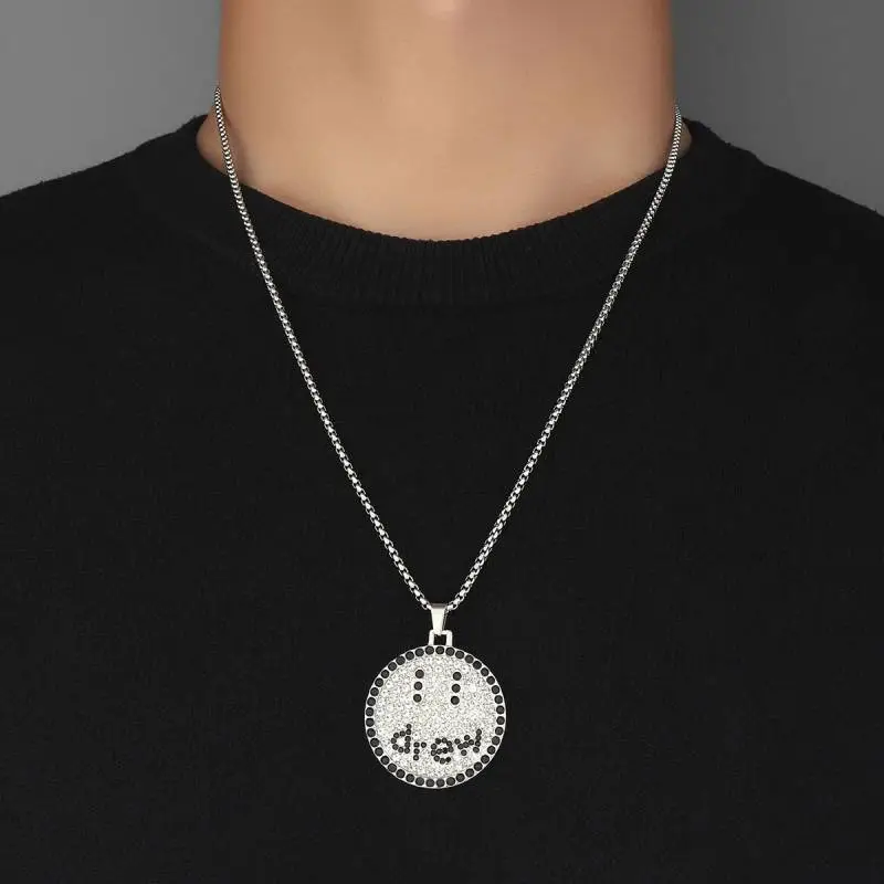 Trendy Smiley Face Pendant Necklace-1
