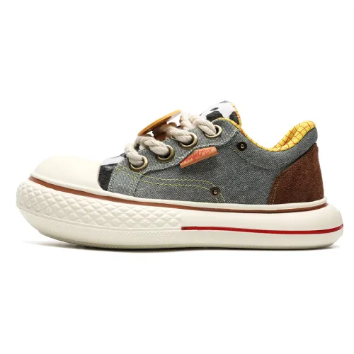 Trend Woody Cartoon Thick-Soled Canvas Shoes