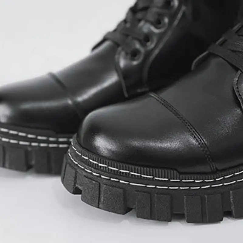 Fashionable Martin Boot-6