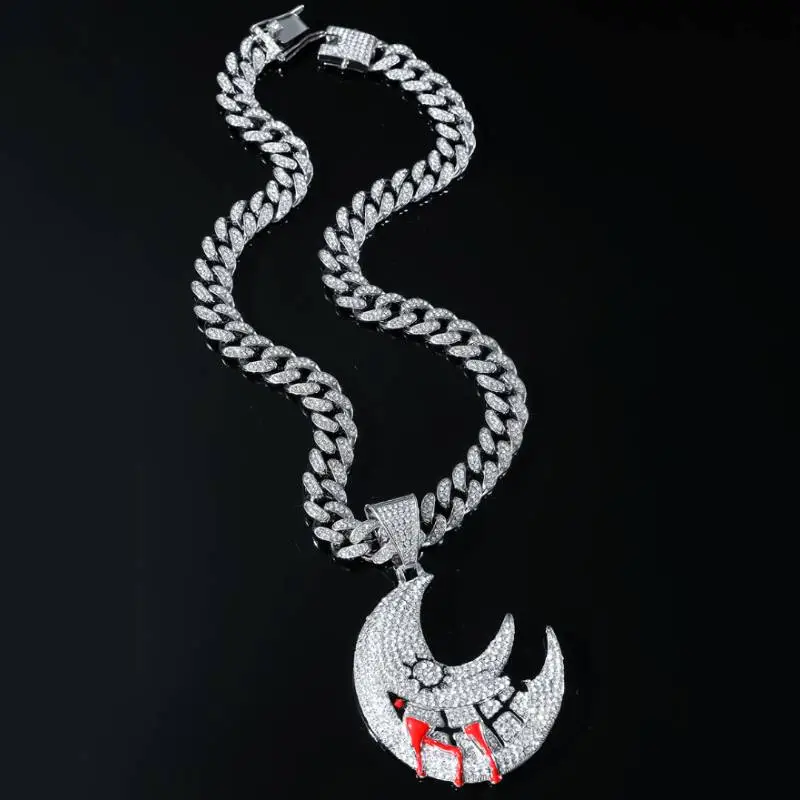 Moon Pendant Necklace-4