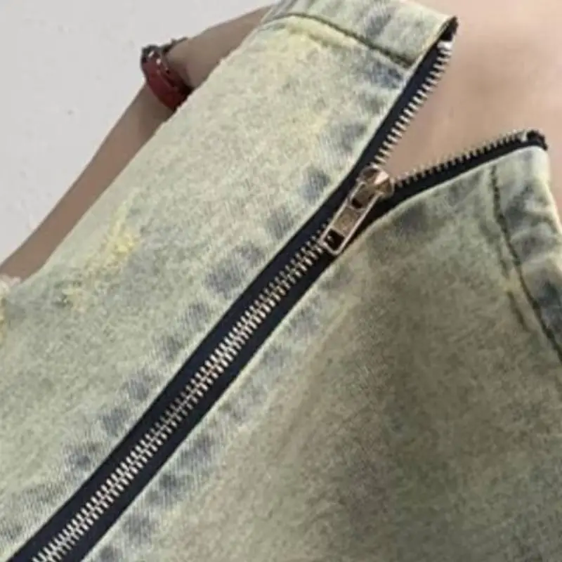 Retro Distressed Denim Shorts-5