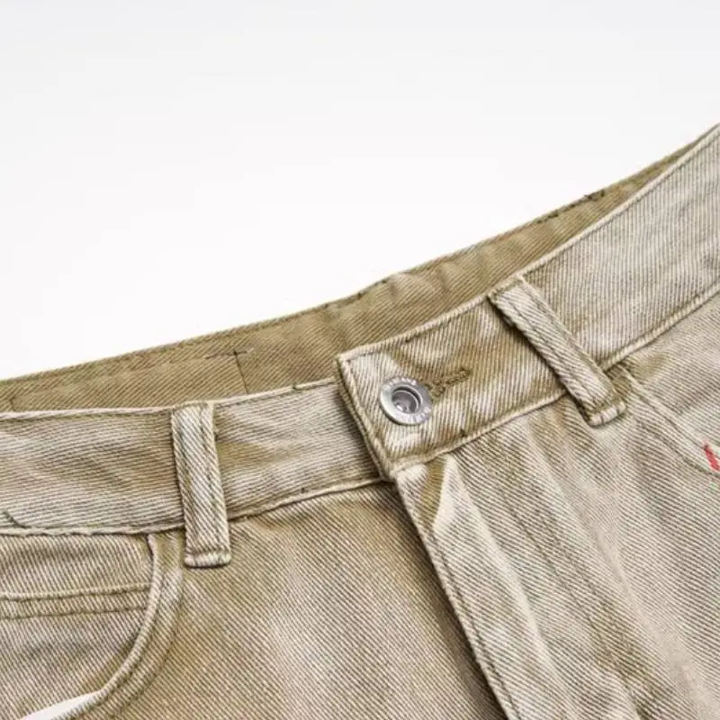 Loose Letter Embroidered Jeans-3