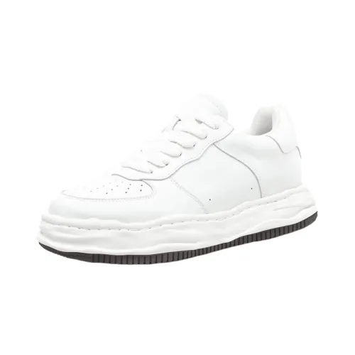 Trendy Height-Increasing White Sneakers