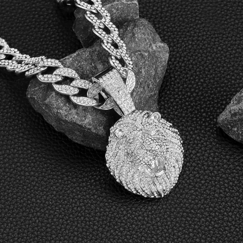 Trendy Alloy Pendant Necklace-2