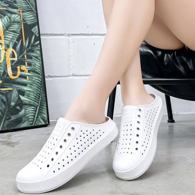 Trendy Hollow Soft Bottom Sandals-9