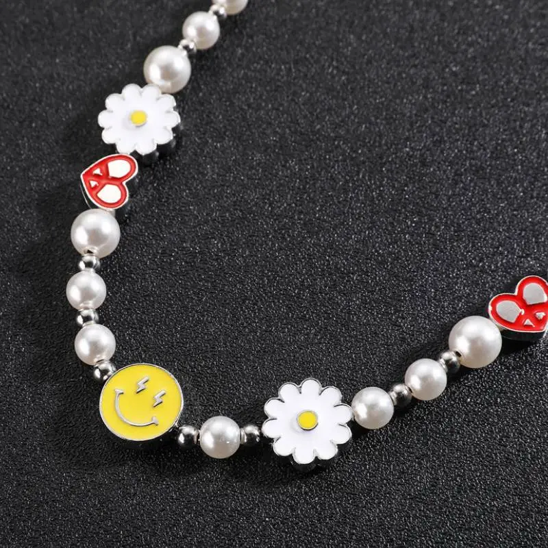 Smiley Face Pearl Necklace-2