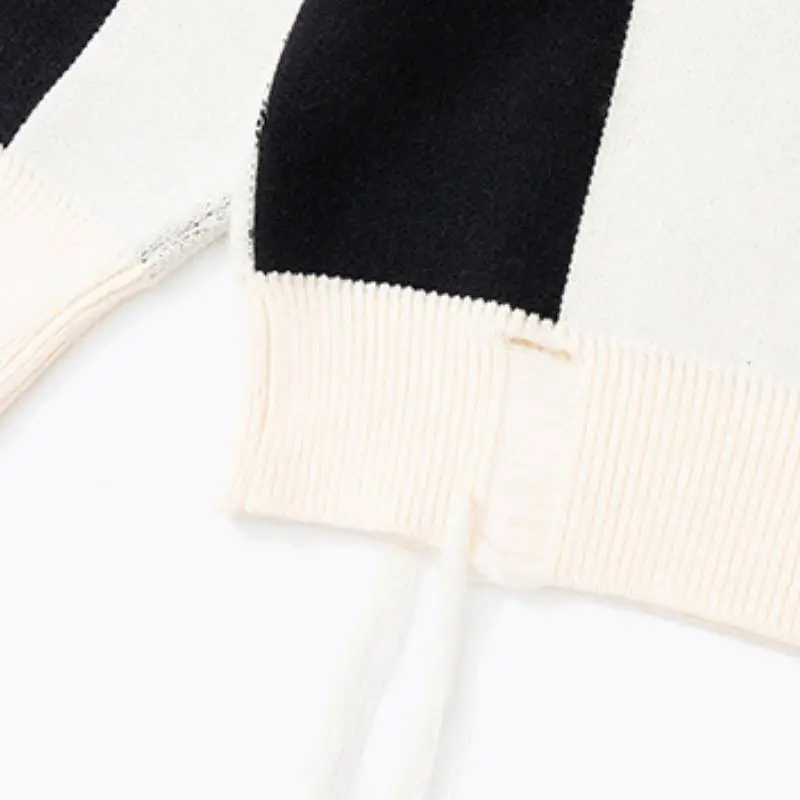 Chessboard Tassel Crewneck Sweater-5