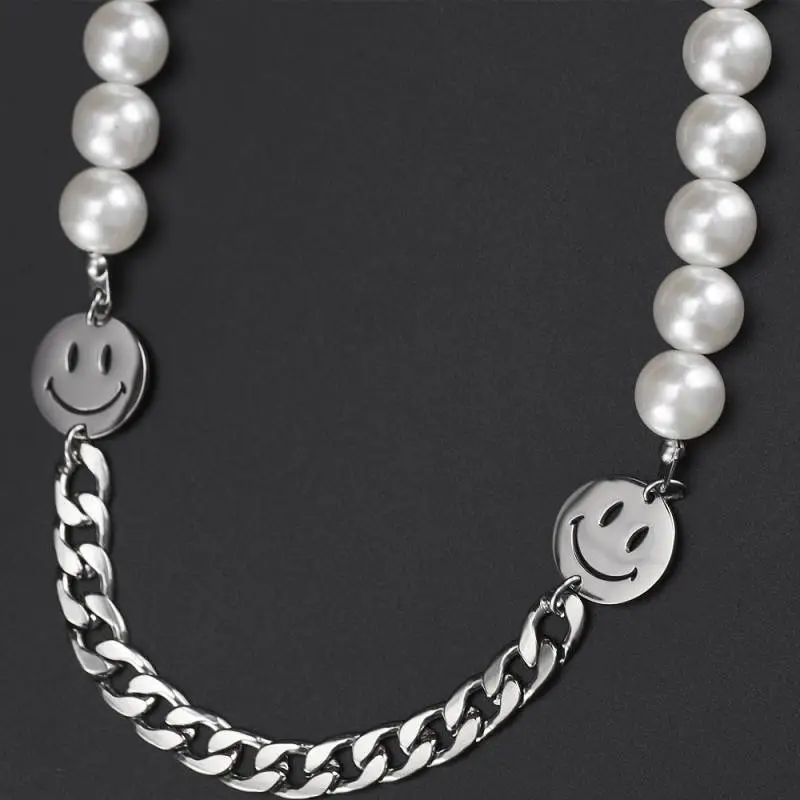 Splicing Pearl Smiley Face Necklace-1