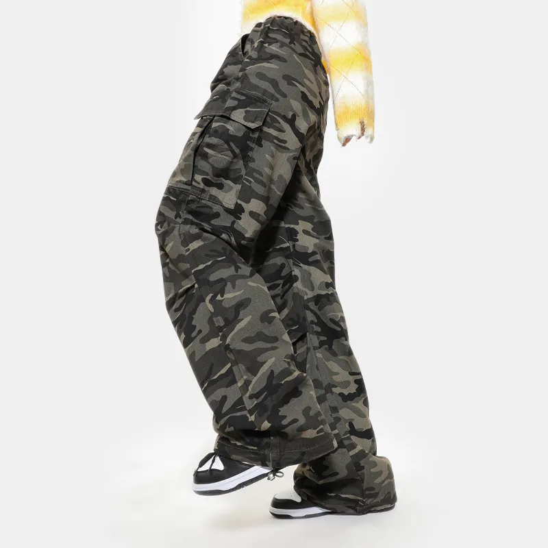 Pleated Loose fitting Camouflage Cargo Pants-4