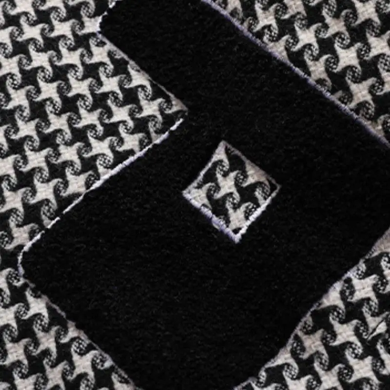 Black And White Houndstooth Versatile Jacket-4