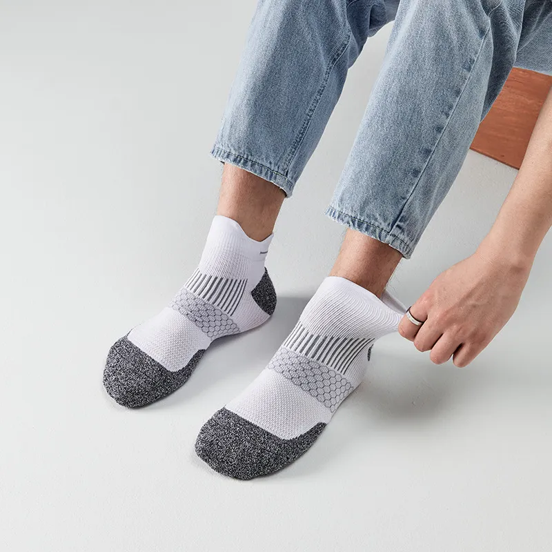 Casual Colorblock Nylon Basketball Socks-3