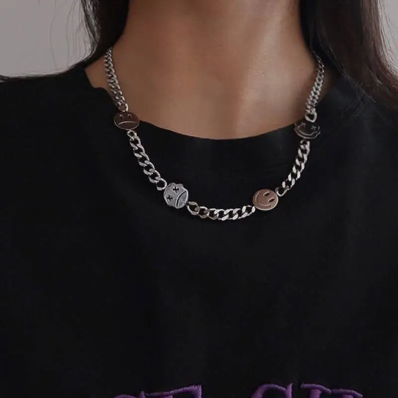 Personality Smiley Face Necklace-1